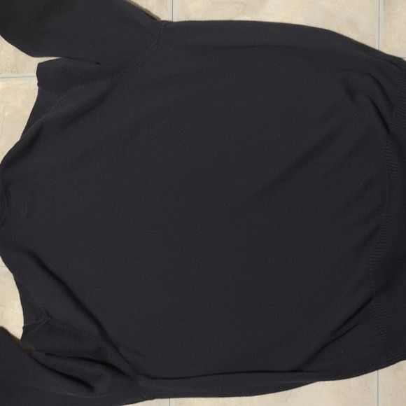 Lanesboro V neck cashmere mix sweater - Picture 4 of 6